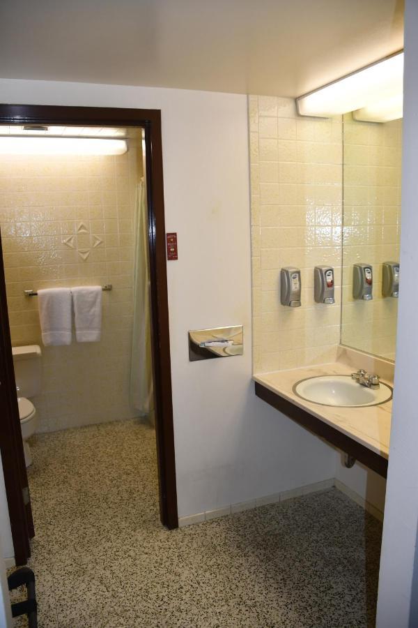 אבנסטון Prairie Inn מראה חיצוני תמונה